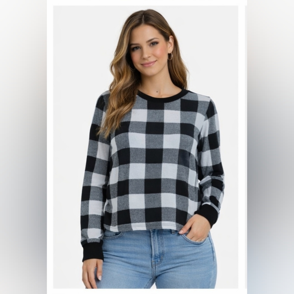 $2 Old Navy Plaid Long Sleeve Women's Top